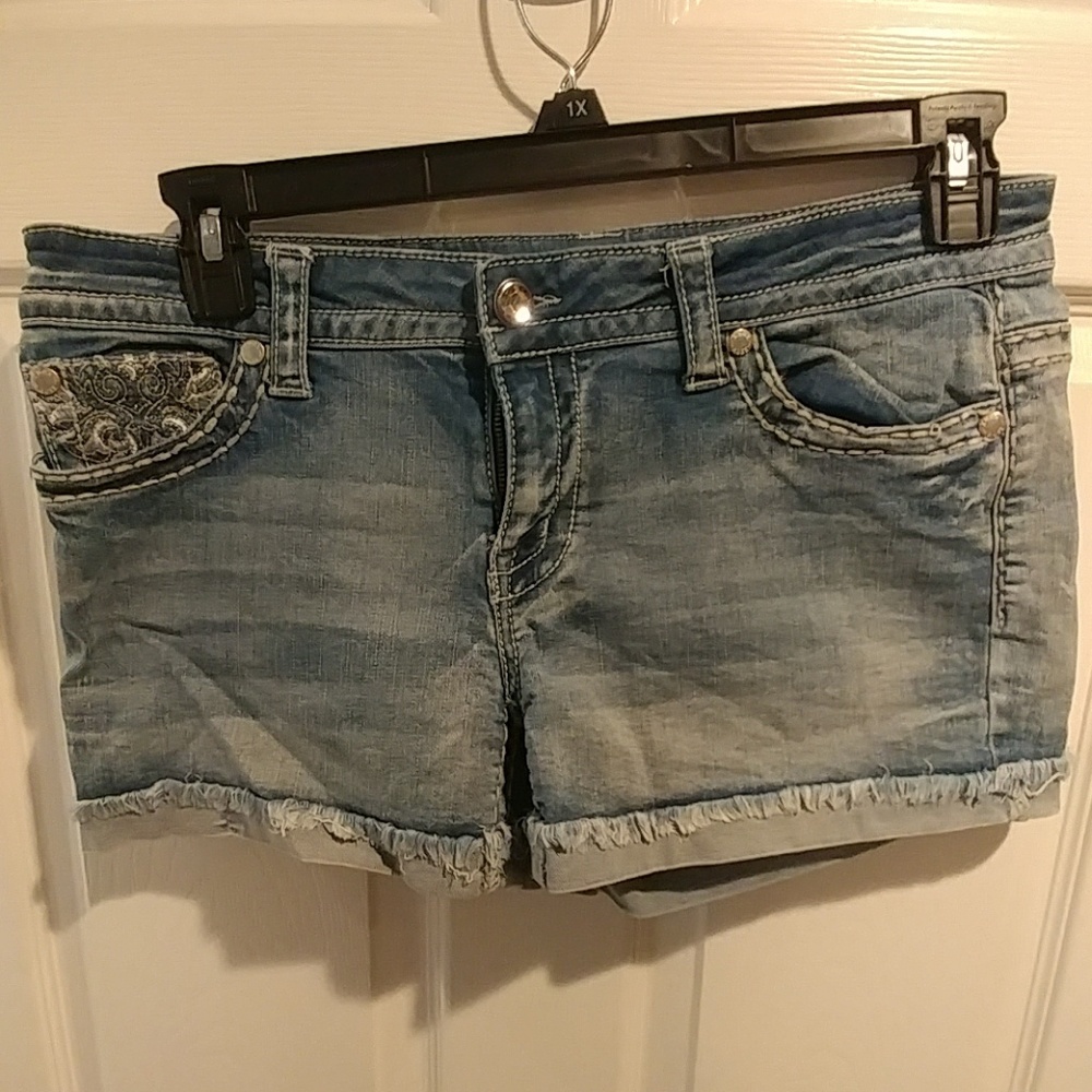 Knox Rose jean shorts size 12